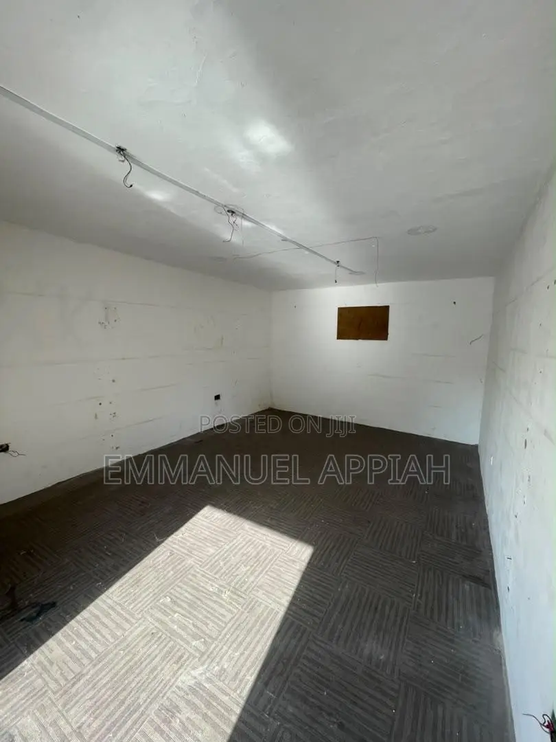 Shop for Rent at Awoshei Last Stop