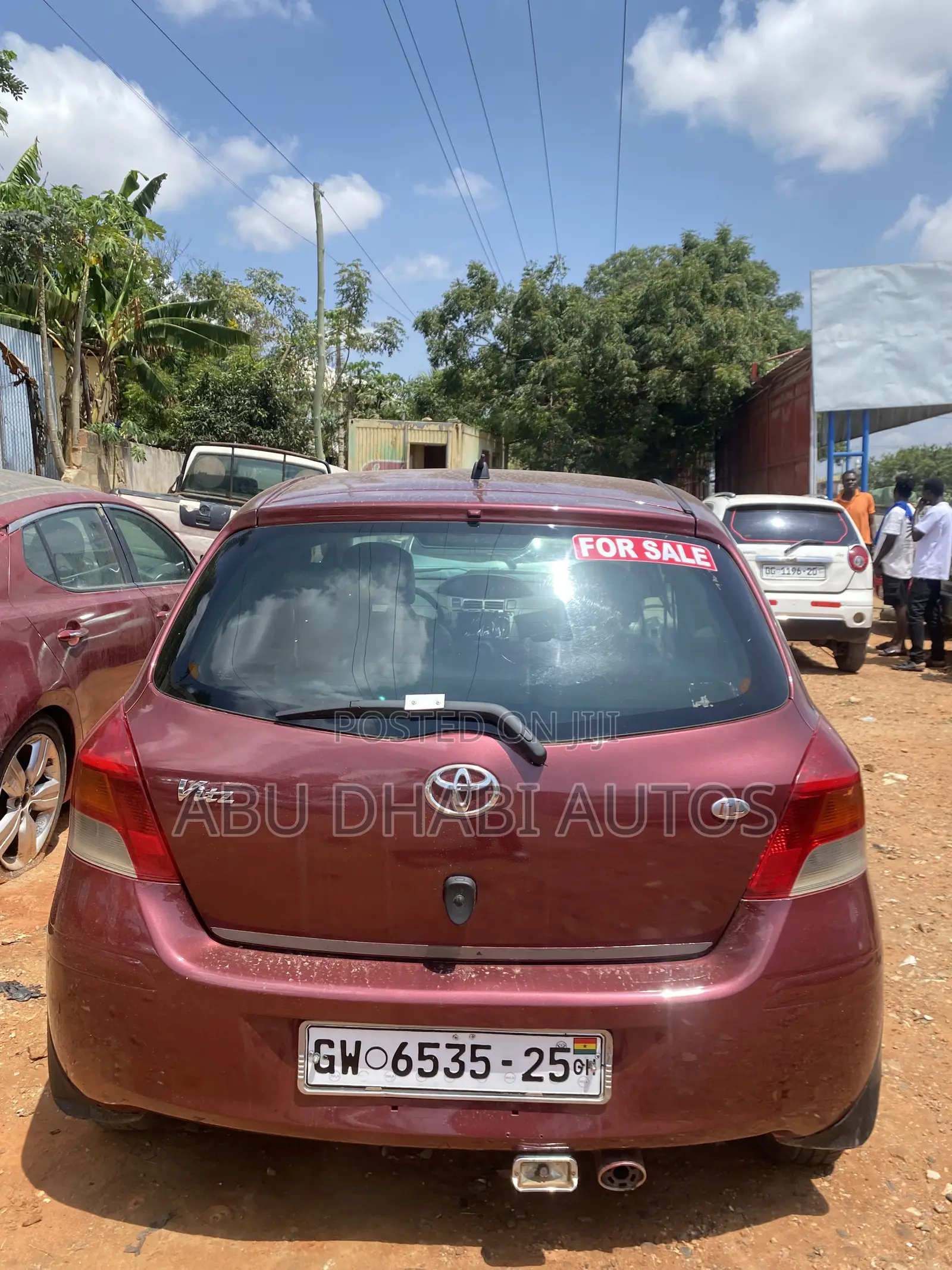Toyota Vitz 1.3 AWD 5dr 2010 Brown
