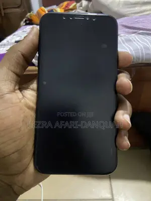 Apple iPhone XR 64 GB Black