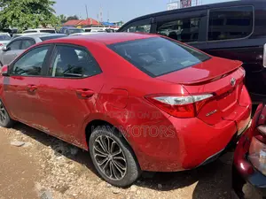 Toyota Corolla S 4dr Sedan (1.8L 4cyl CVT) 2016 Red