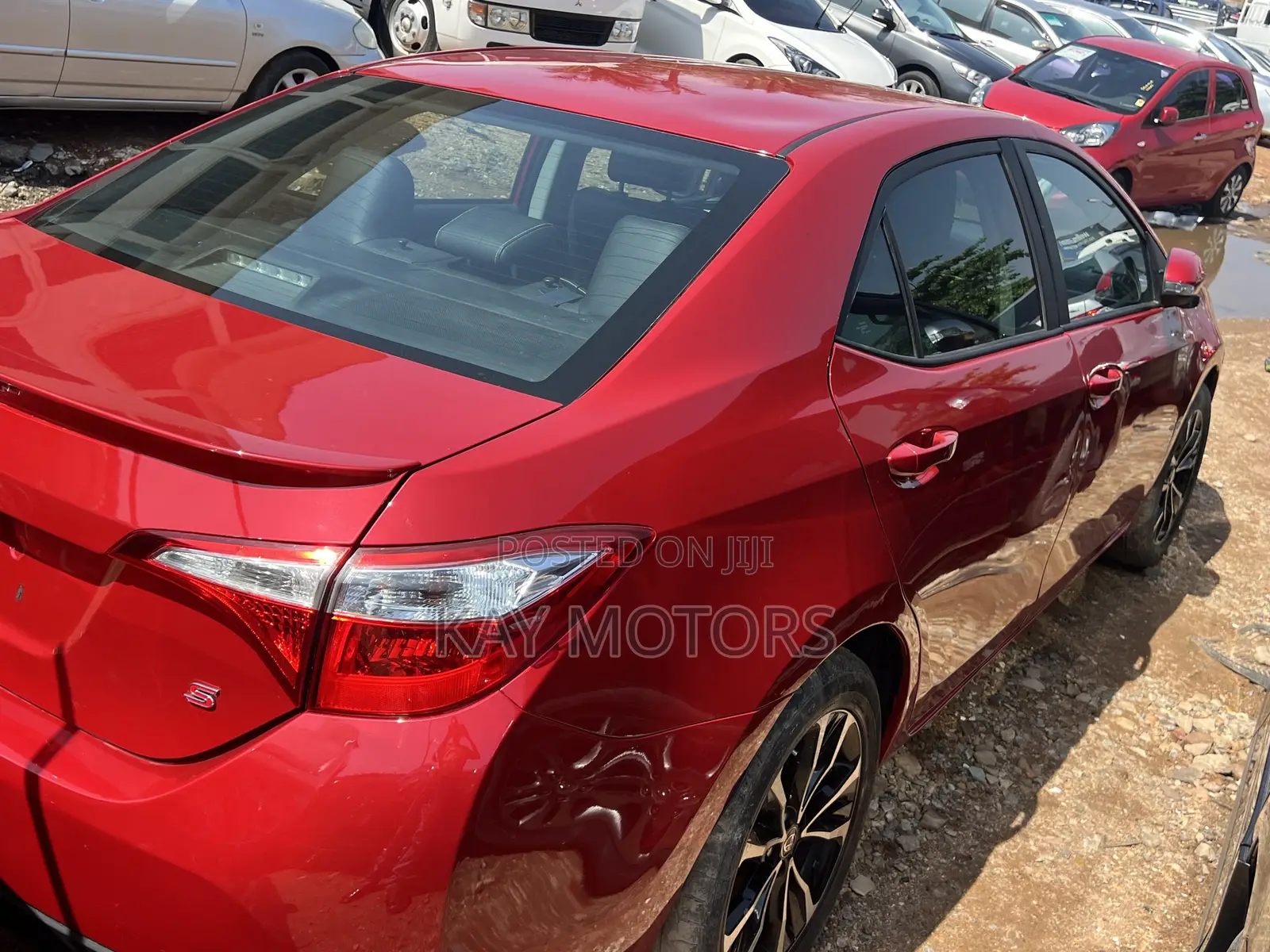 Toyota Corolla S 4dr Sedan (1.8L 4cyl CVT) 2016 Red
