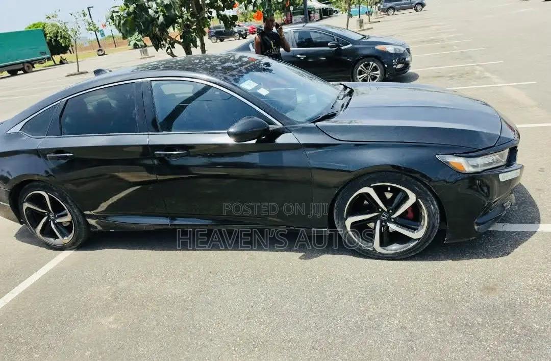 Honda Accord 2018 Black