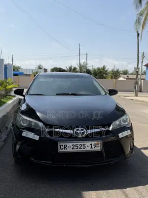 Toyota Camry 2016 Black