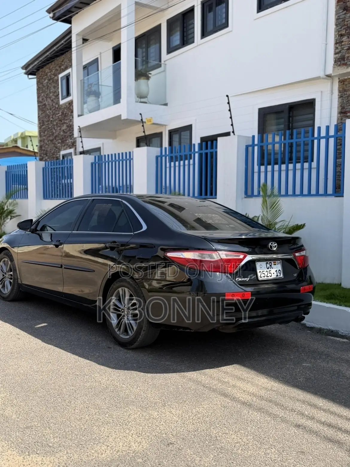 Toyota Camry 2016 Black