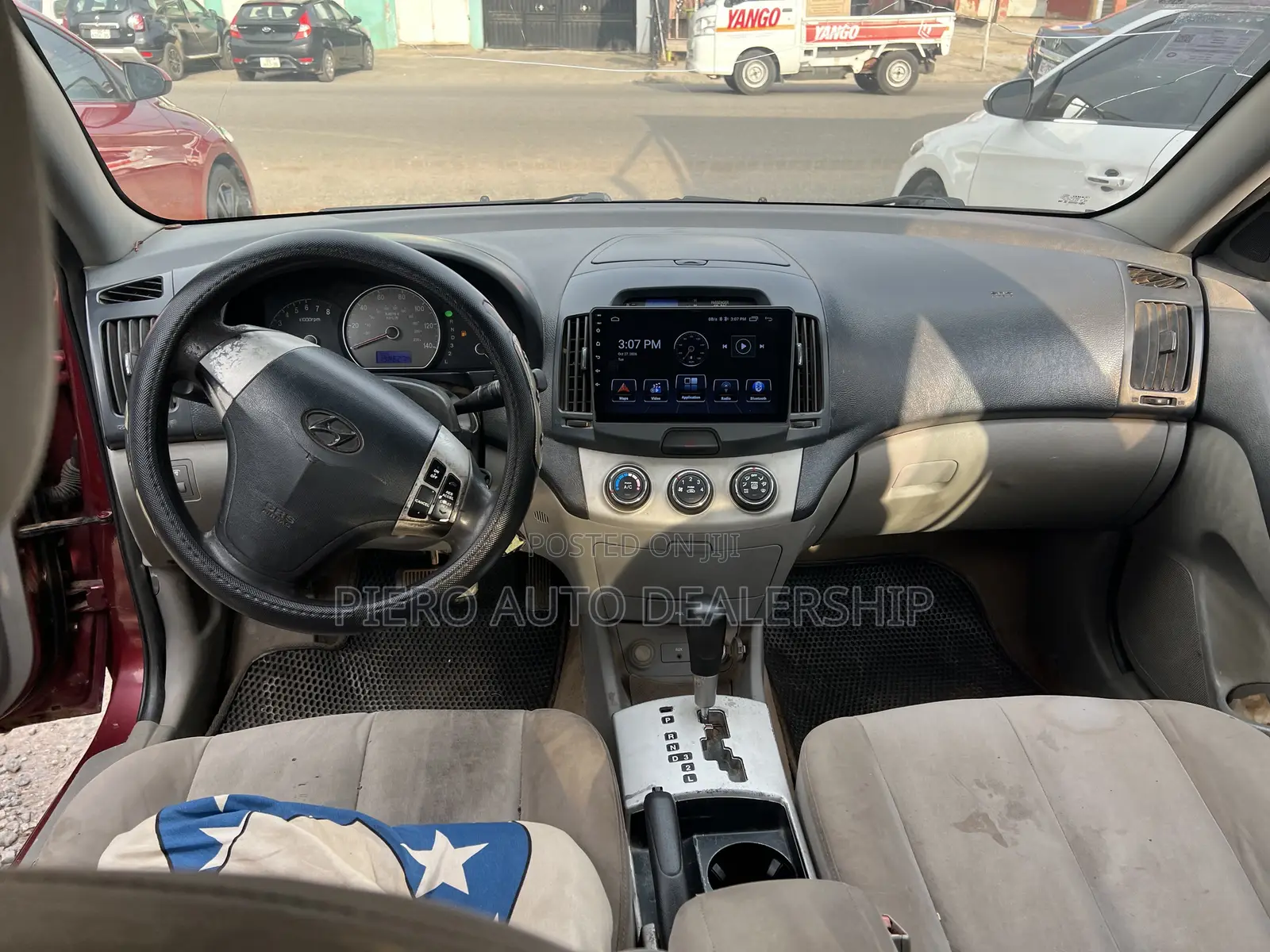 Hyundai Elantra 2010 Red