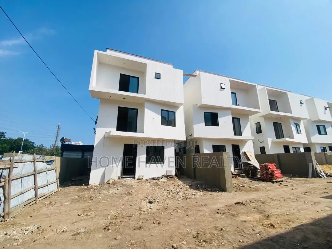 3bdrm House in Roman Ridge, Police Station for sale