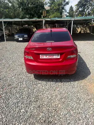 Hyundai Accent 2013 Red