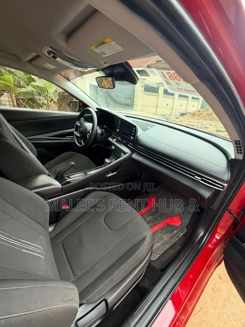Hyundai Elantra SEL 2022 Burgundy