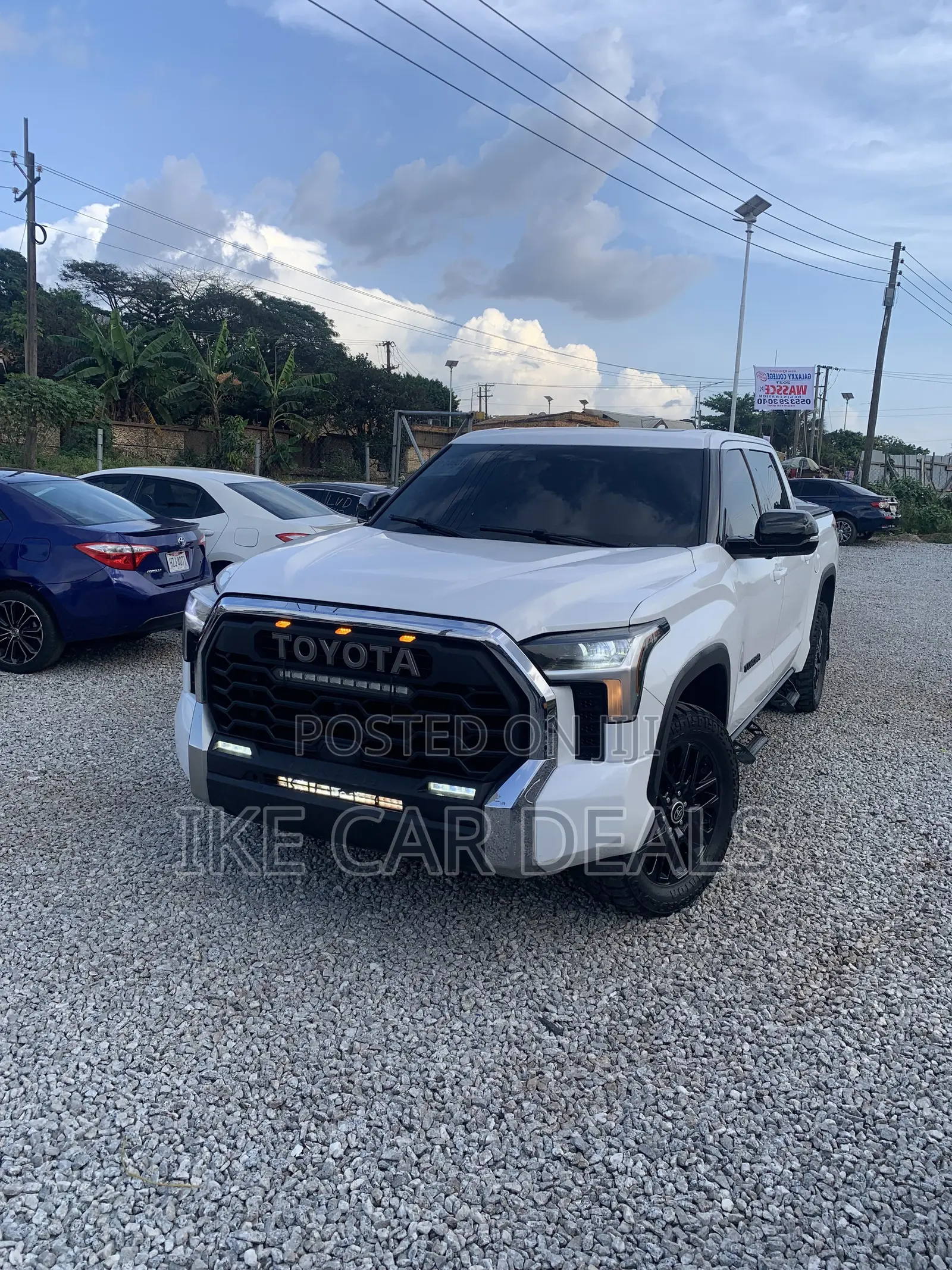 Toyota Tundra Limited CrewMax 5.5' Bed 2024 White