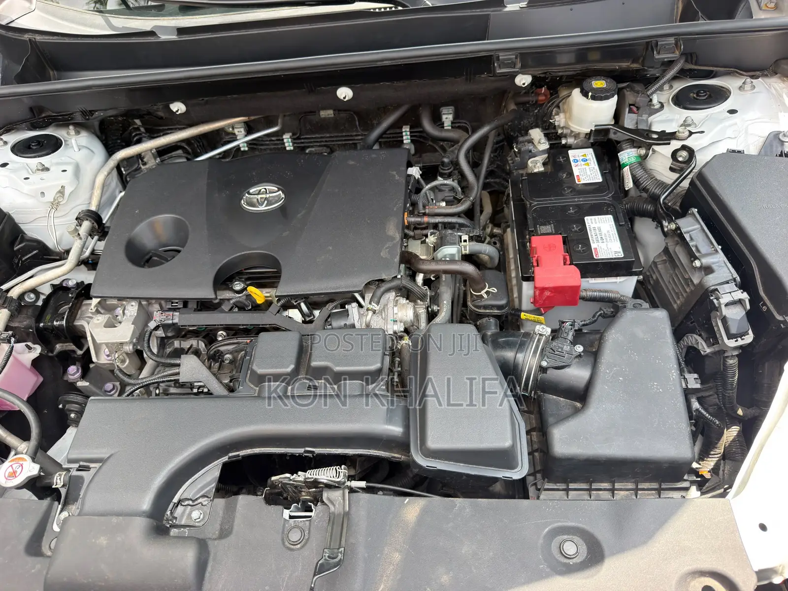 Toyota RAV4 XLE AWD 2023 White