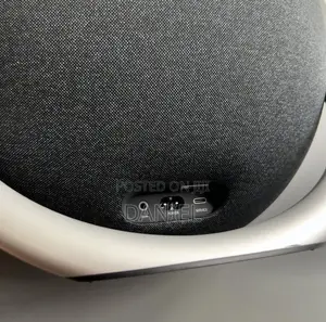 Harman/Kardon Onyx Studio 8