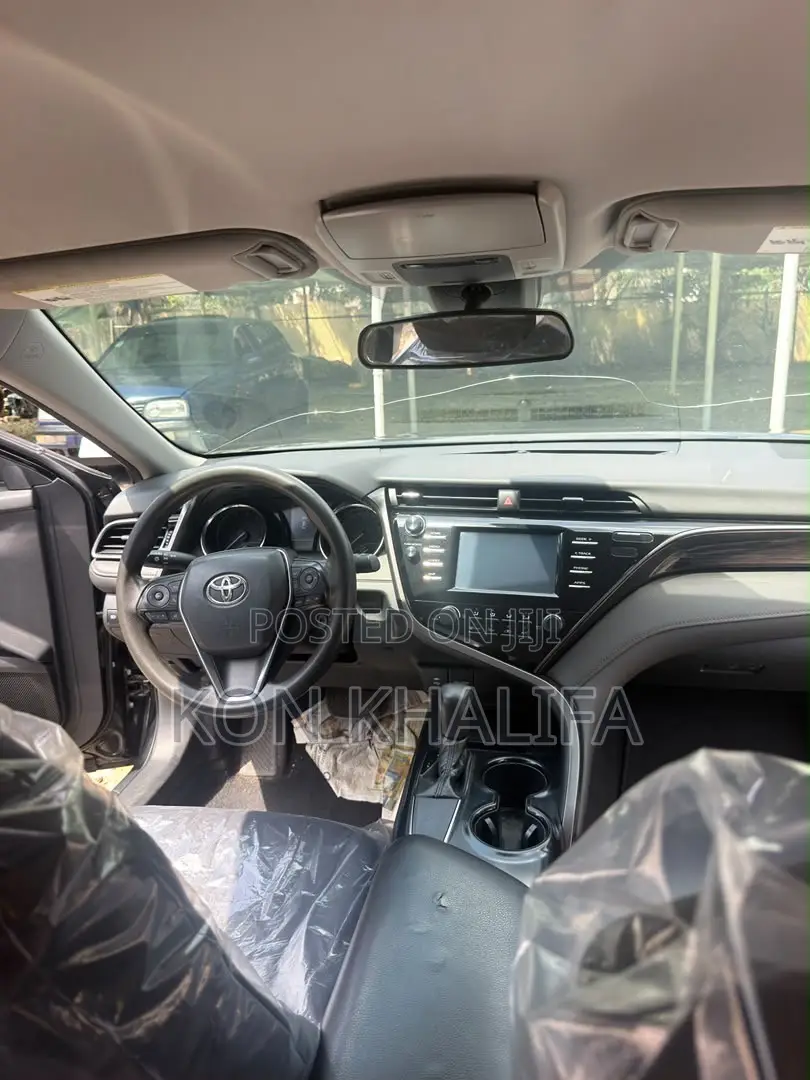 Toyota Corolla LE 2020 Black