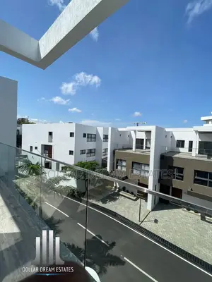 4bdrm Townhouse/Terrace in Cantonments for sale