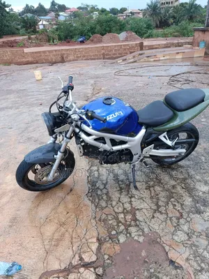 Suzuki SFV650 2002 Blue