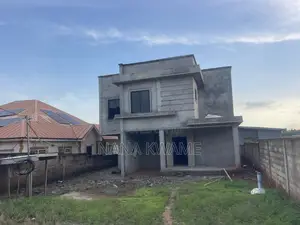 4bdrm House in Santasi-Ayinam, Kumasi Metropolitan for sale
