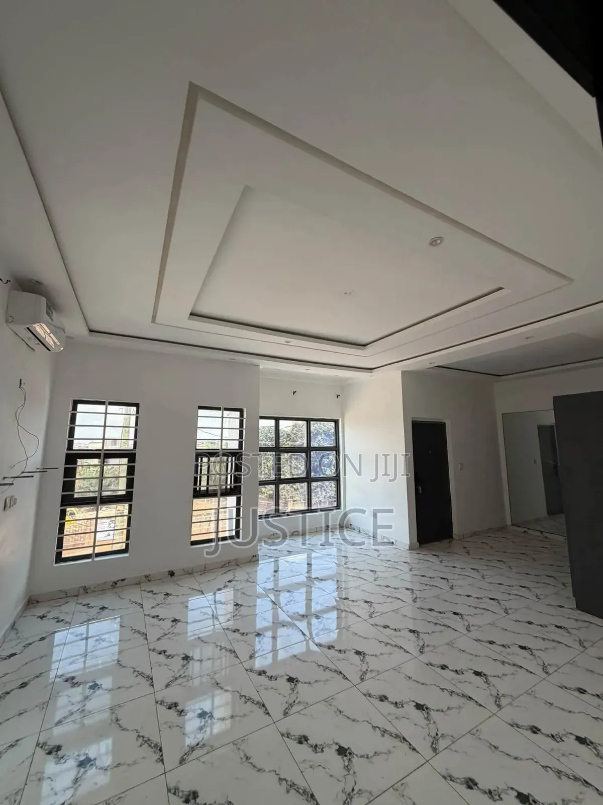 2bdrm House in Ashaley Botwe, School Junction for rent