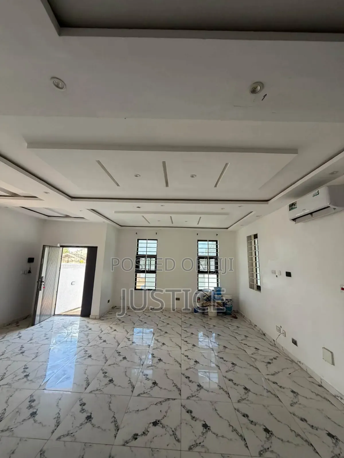 2bdrm House in Ashaley Botwe, School Junction for rent