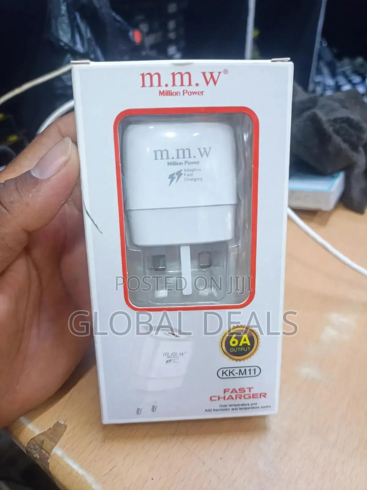 m.m.w Million Power KK-M11 6A Adaptive Fast Charger