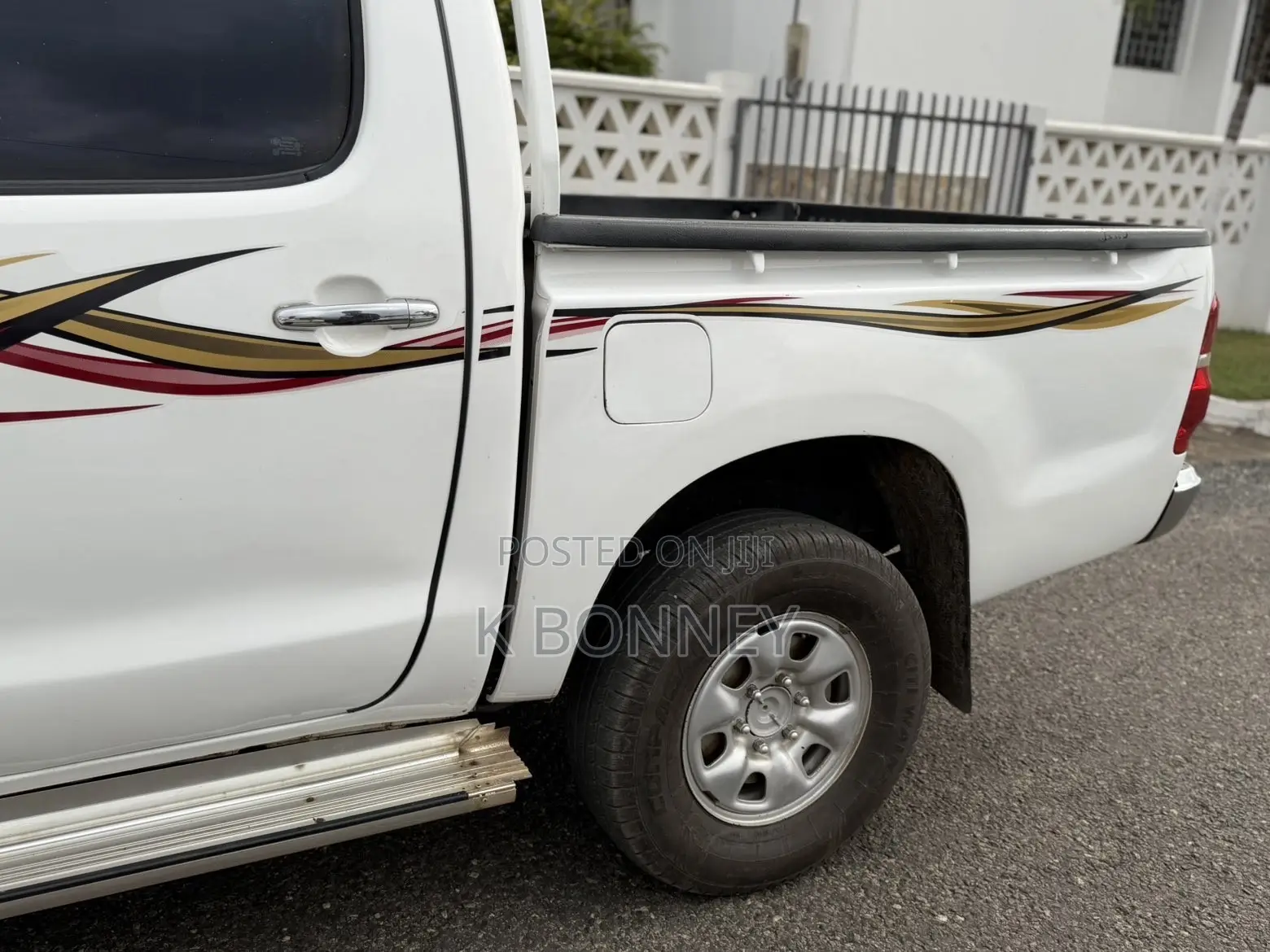 Toyota Hilux 2013 White