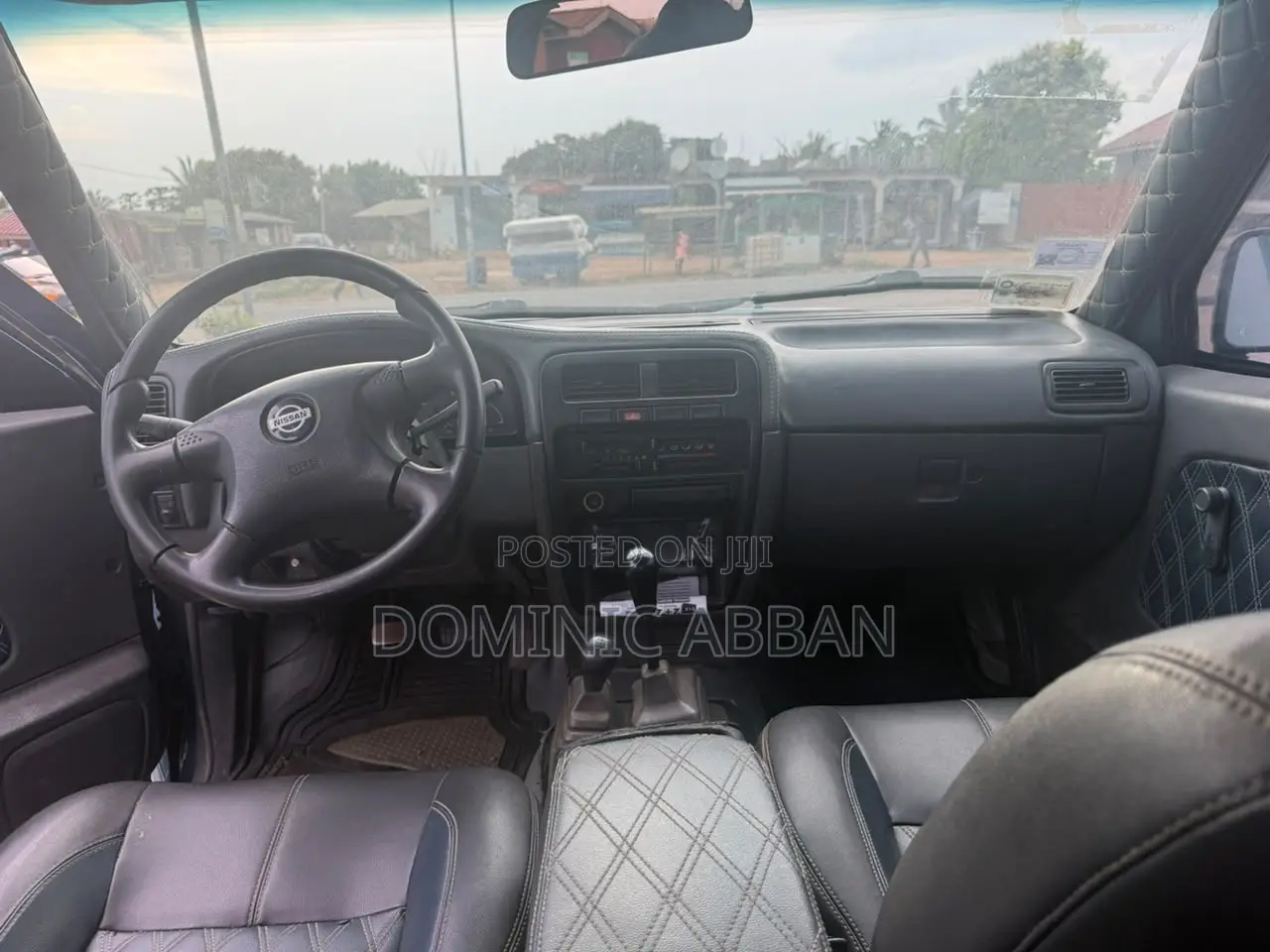 Nissan Hardbody 2009 Blue