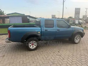 Nissan Hardbody 2009 Blue