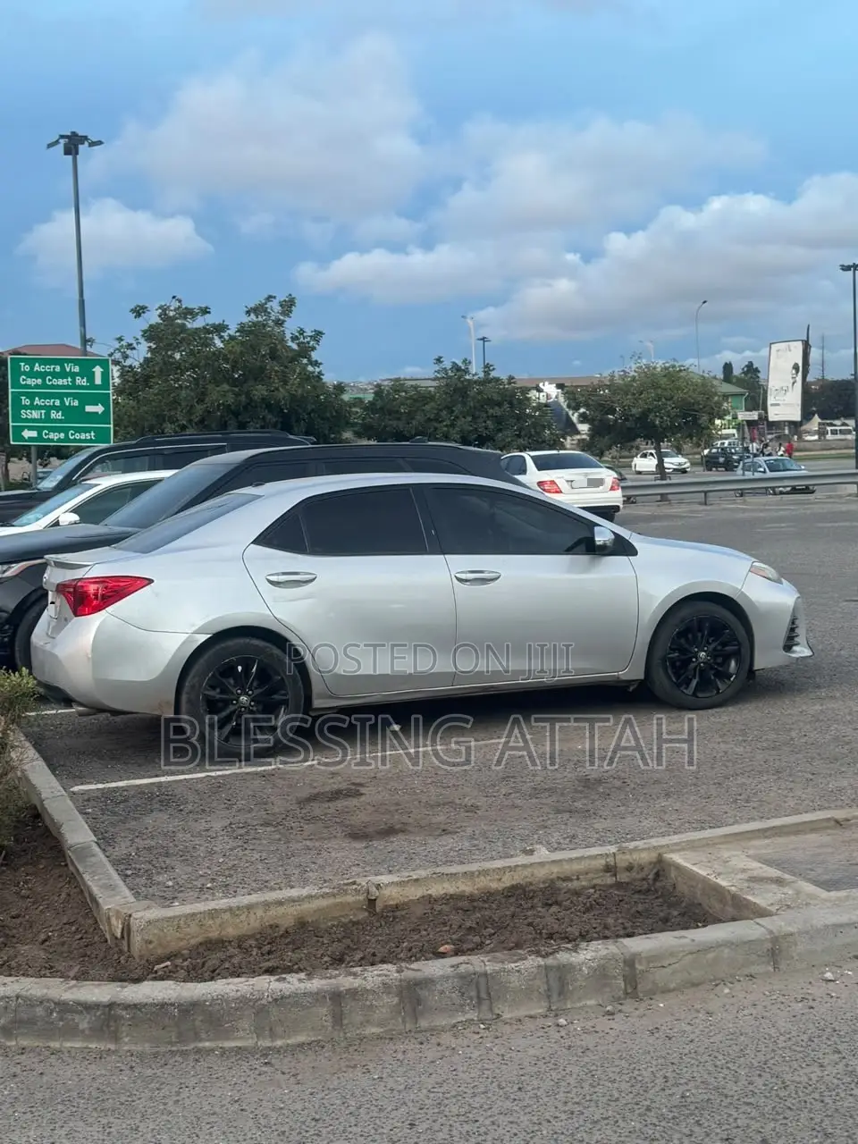 Toyota Corolla LE ECO 4dr Sedan (1.8L 4cyl CVT) 2017 Silver