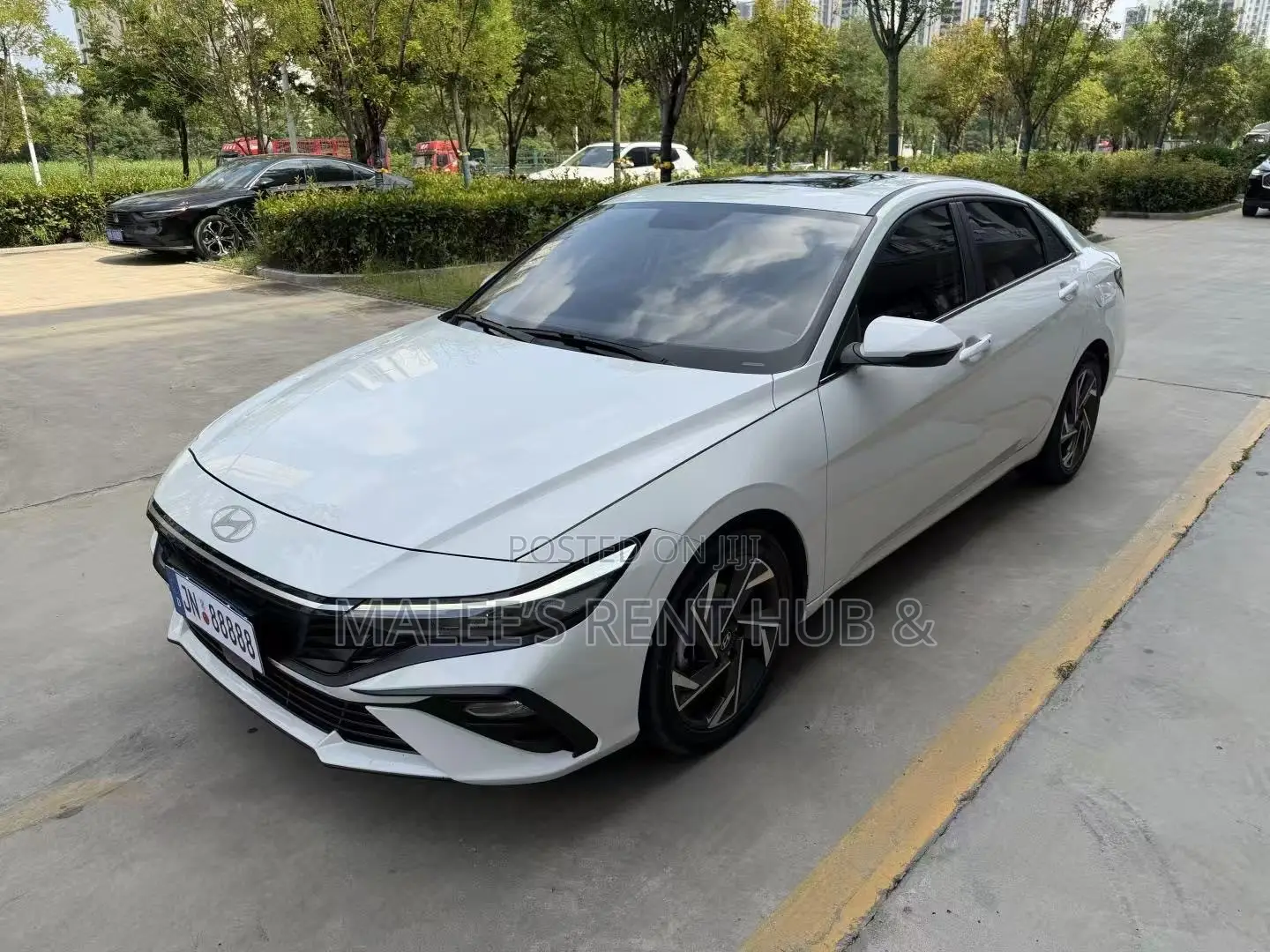 Hyundai Elantra SEL 2024 White
