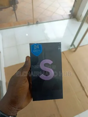 New Samsung Galaxy S22 5G 128 GB Black