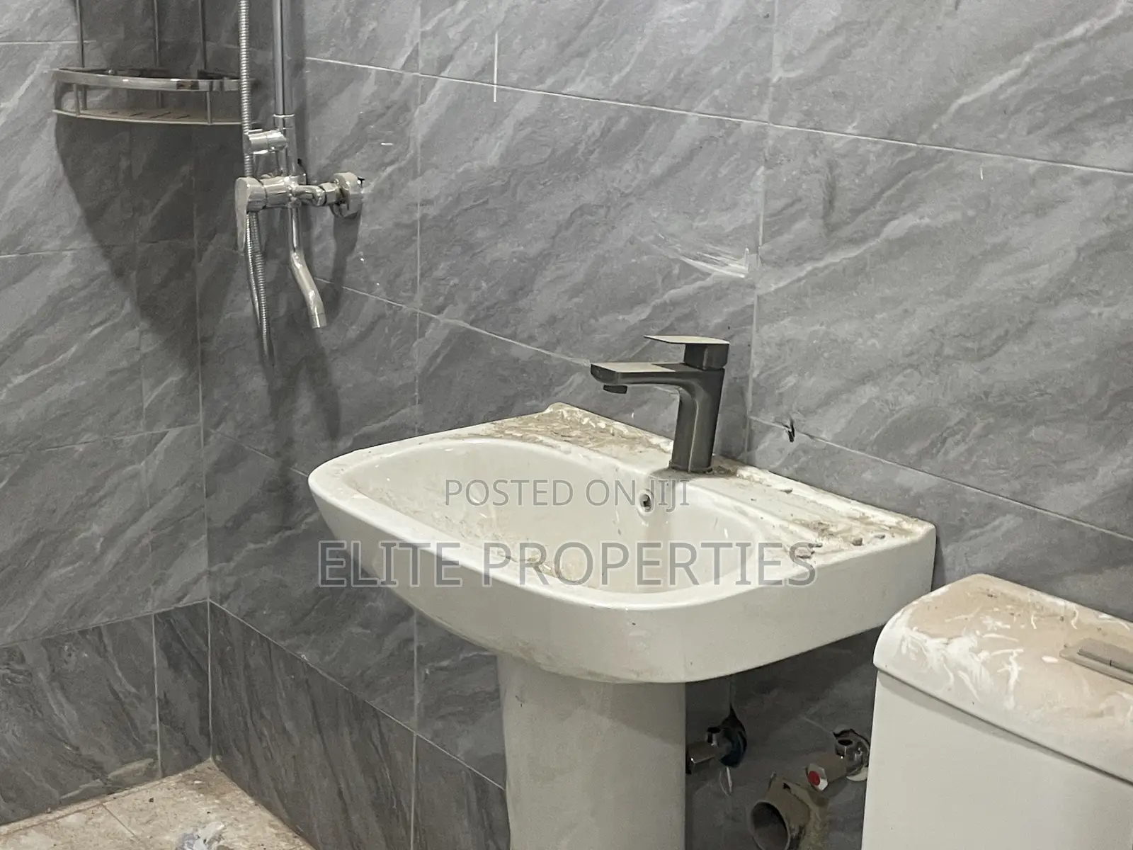 1bdrm Apartment in Community 25 for rent
