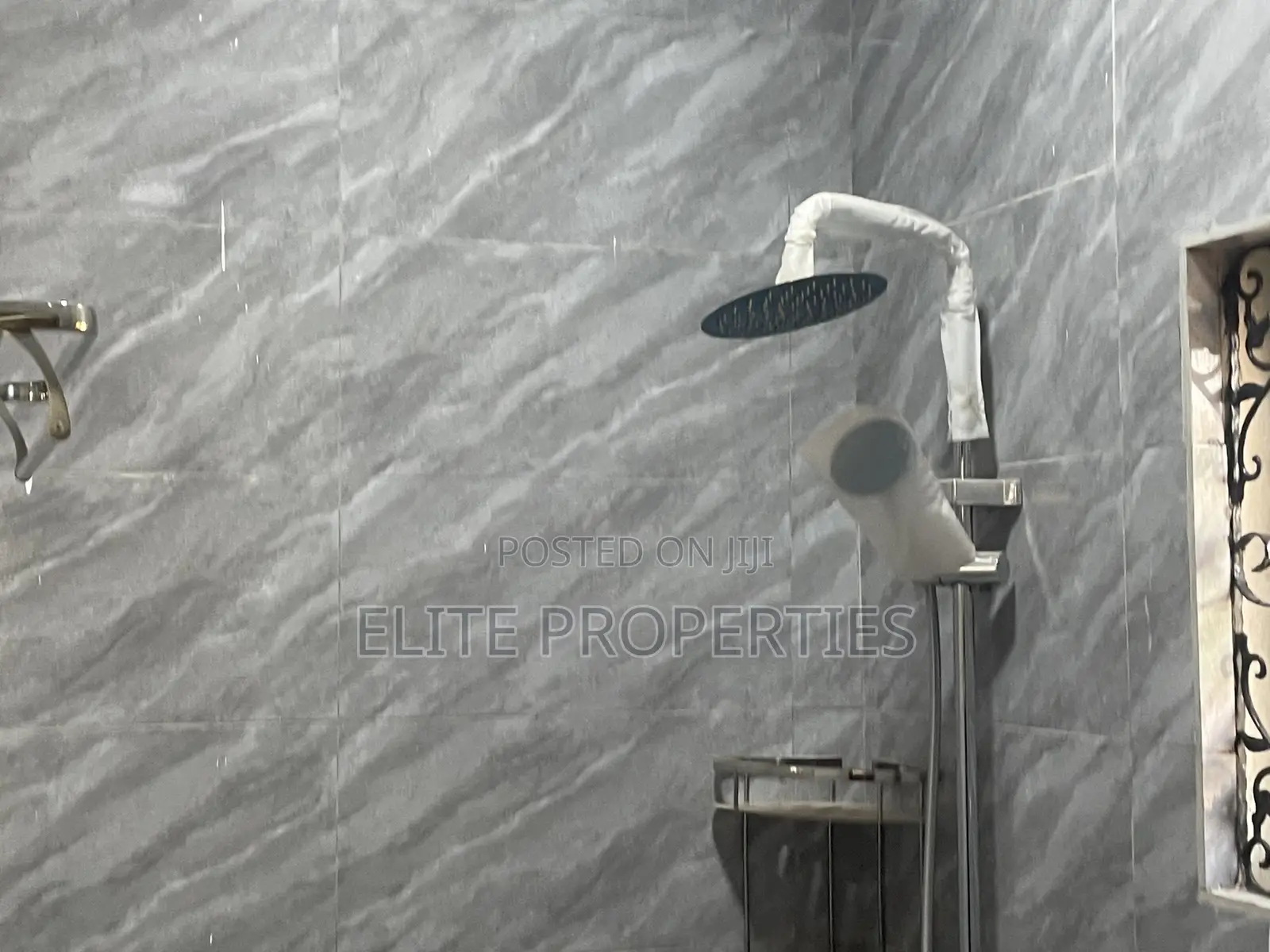 1bdrm Apartment in Community 25 for rent