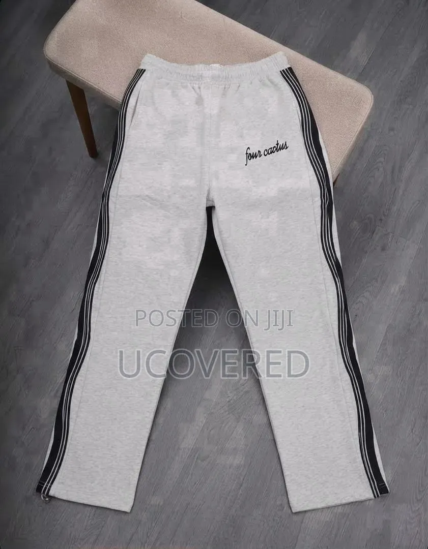 Two-Lined Wide-Leg Sweatpants / Joggers