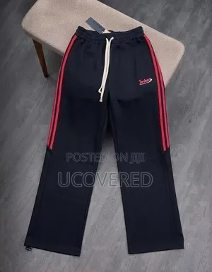 Two-Lined Wide-Leg Sweatpants / Joggers