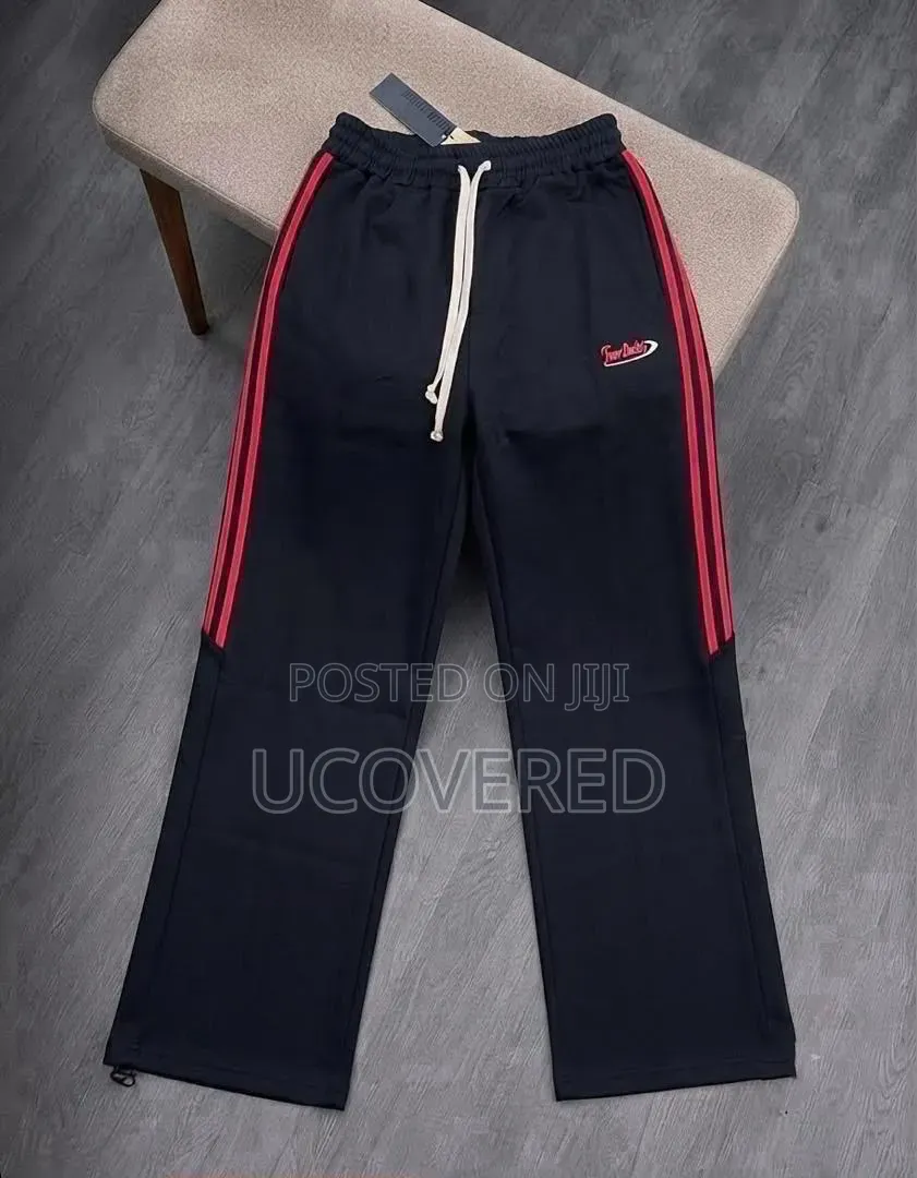 Two-Lined Wide-Leg Sweatpants / Joggers