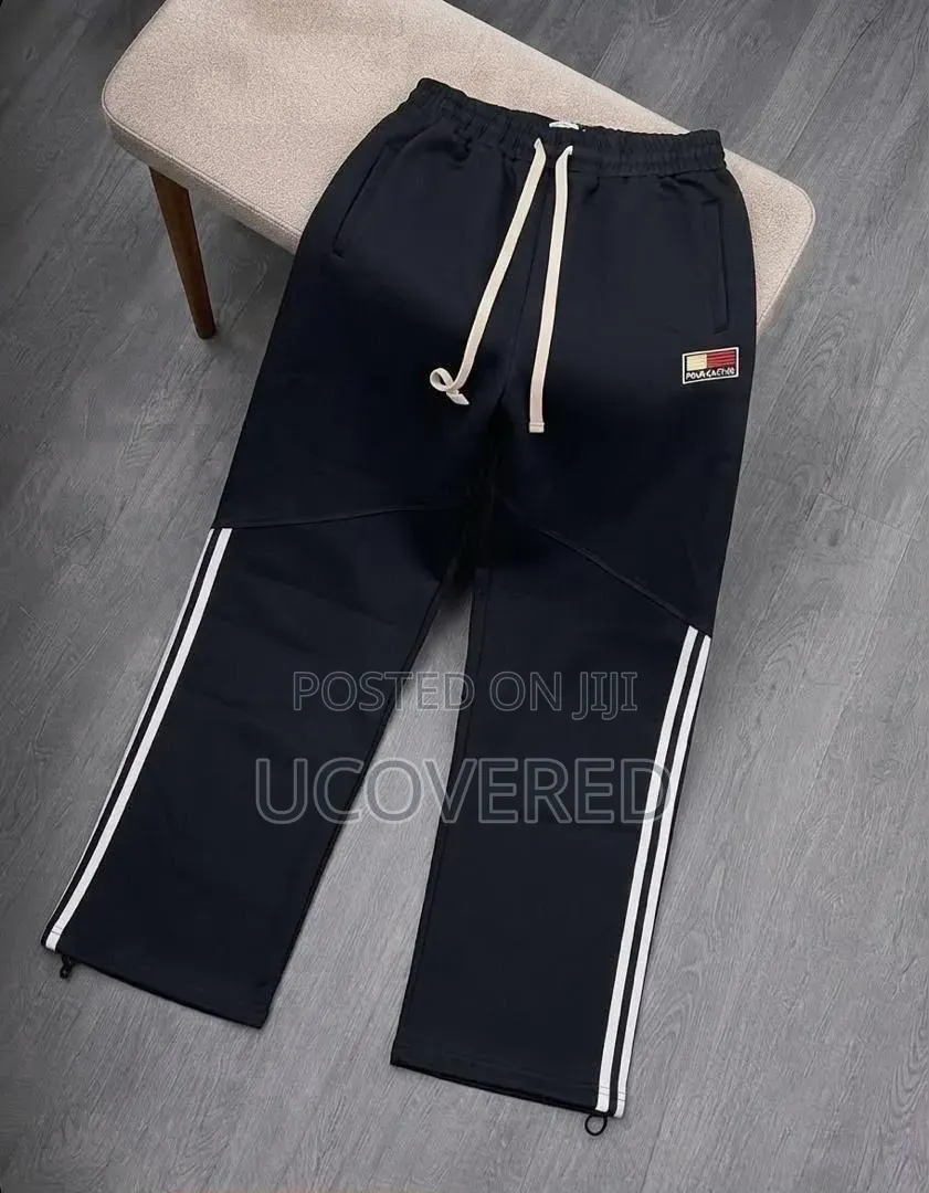 Two-Lined Wide-Leg Sweatpants / Joggers
