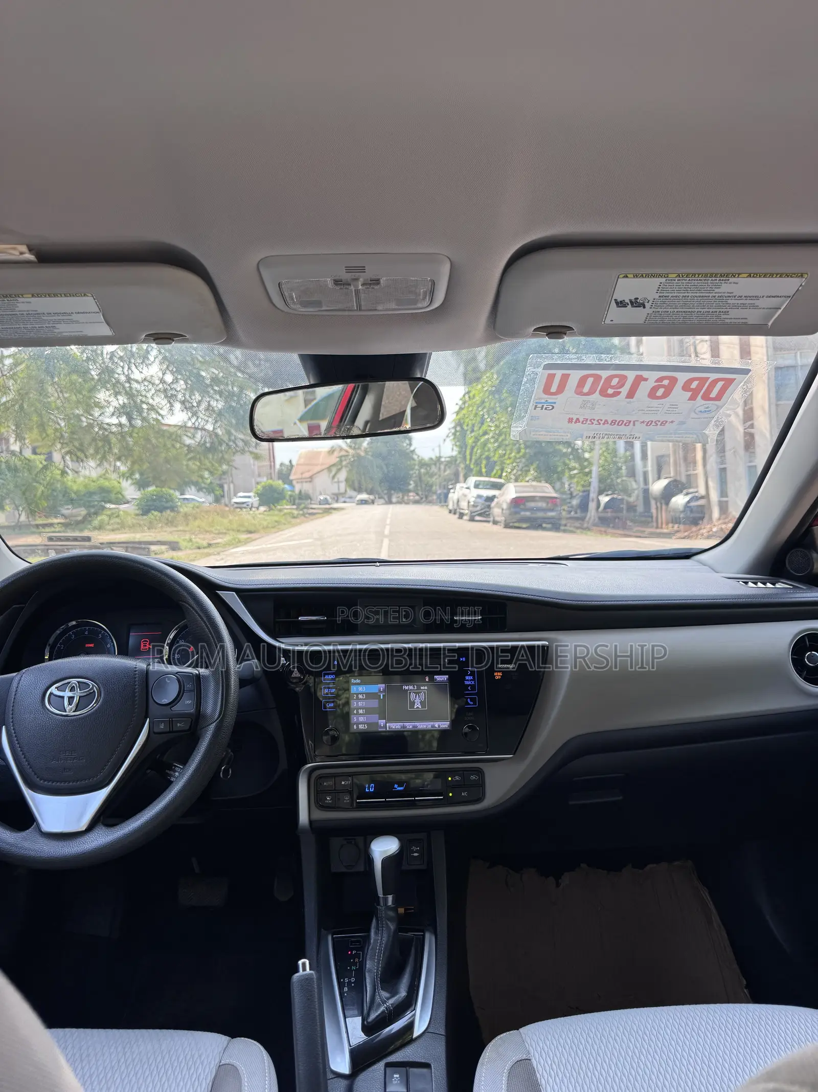 Toyota Corolla LE ECO 4dr Sedan (1.8L 4cyl CVT) 2017 Red