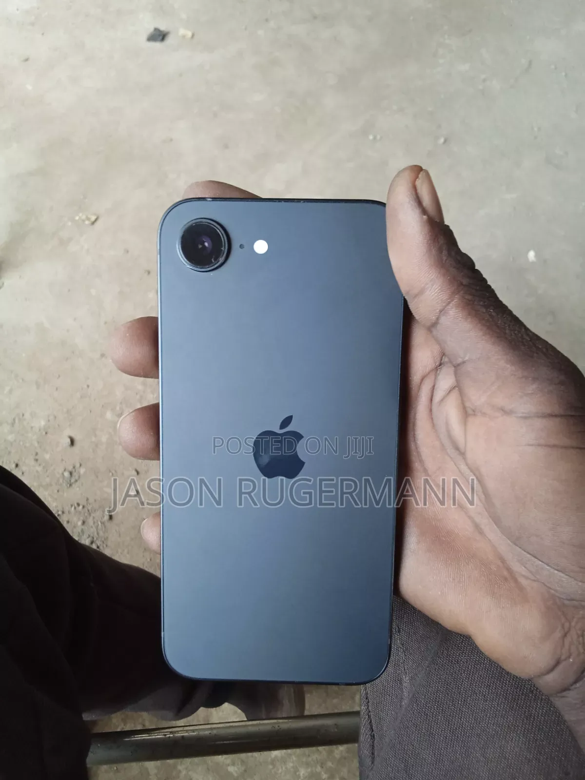New Apple iPhone 16e 256 GB Gray