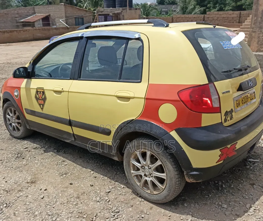 Hyundai Creta 2014 Yellow