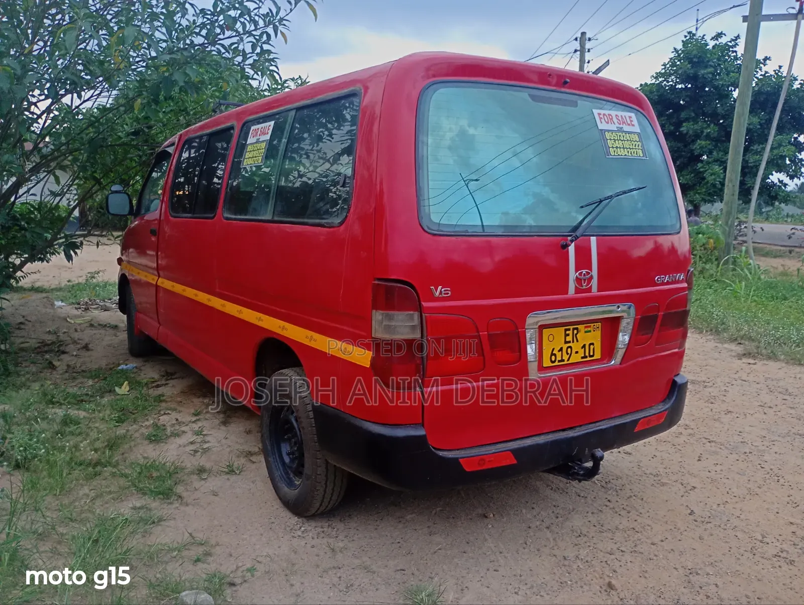 Toyota HiAce 2001 Red