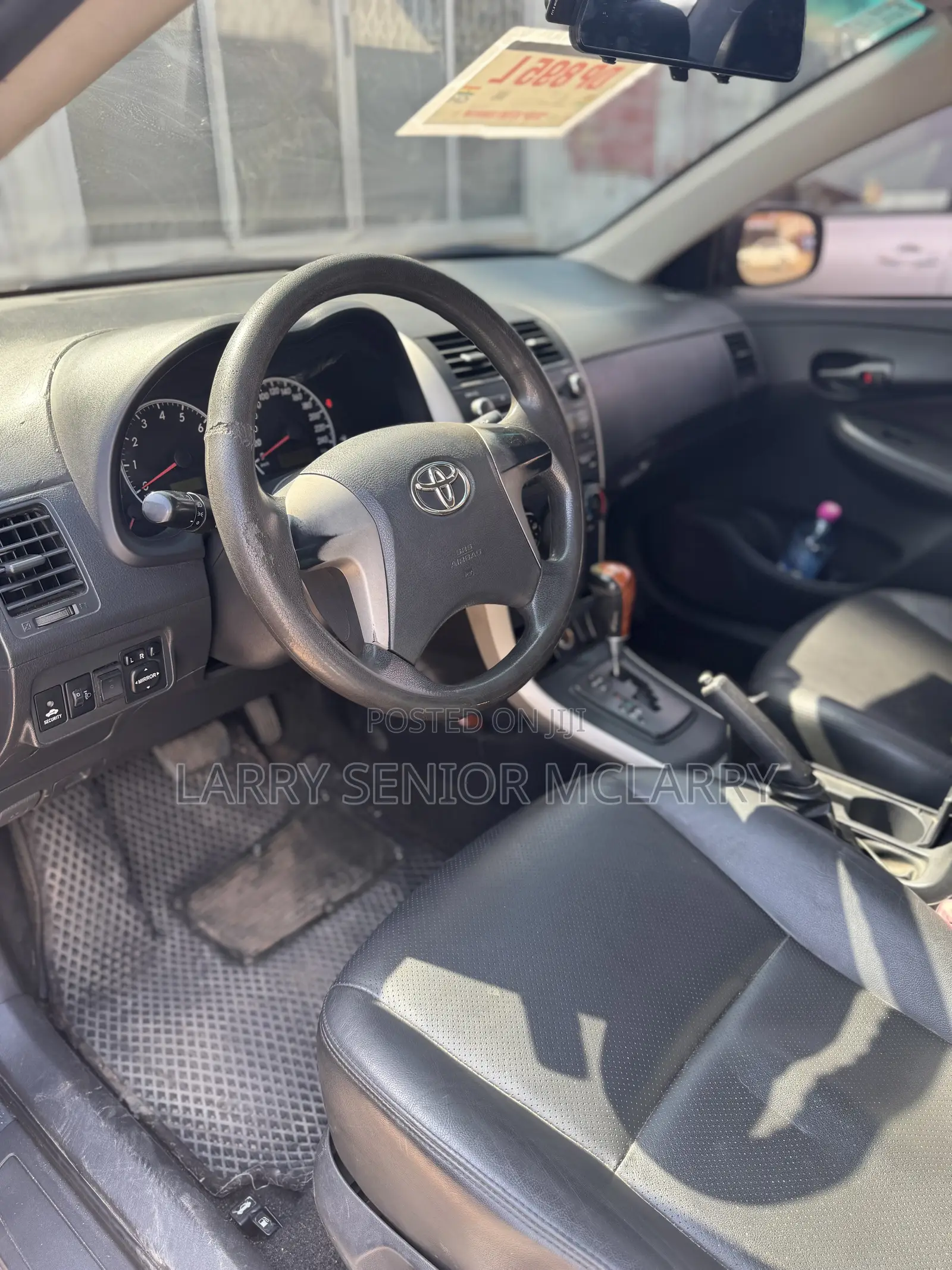 Toyota Corolla LE 4dr Sedan (1.8L 4cyl 4A) 2010 Gray