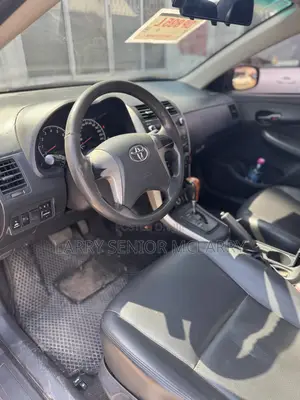 Toyota Corolla LE 4dr Sedan (1.8L 4cyl 4A) 2010 Gray