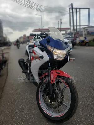Honda CBR 2011 Blue
