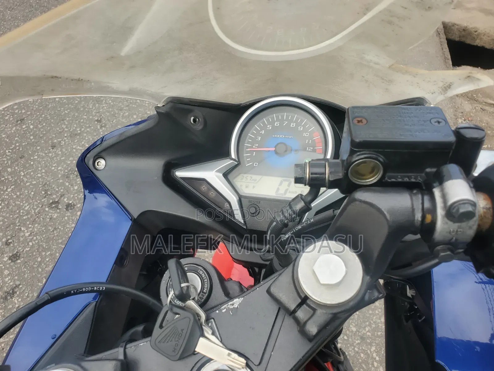 Honda CBR 2011 Blue