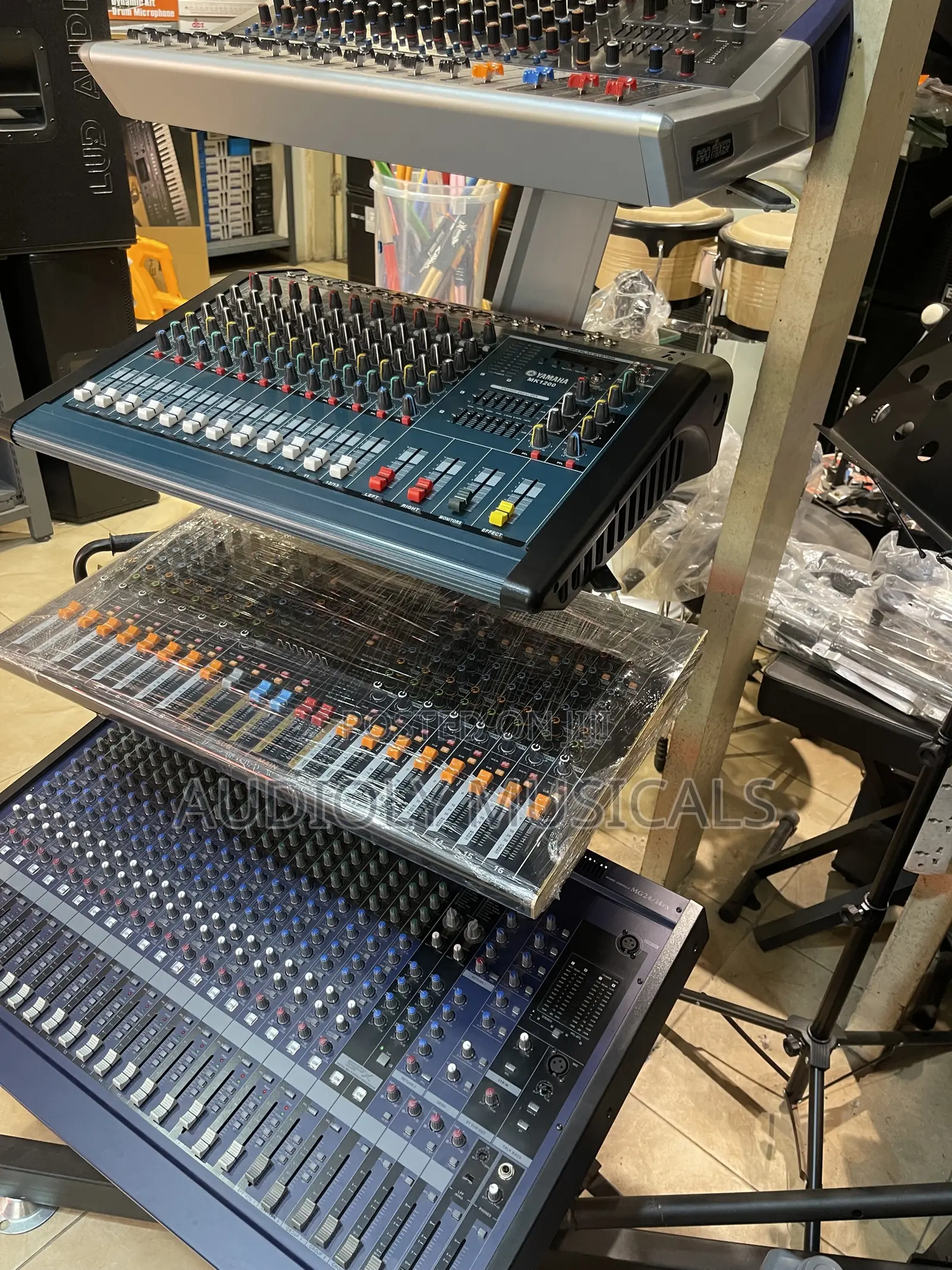 240-Yamaha 24- Channels Raw Mixer