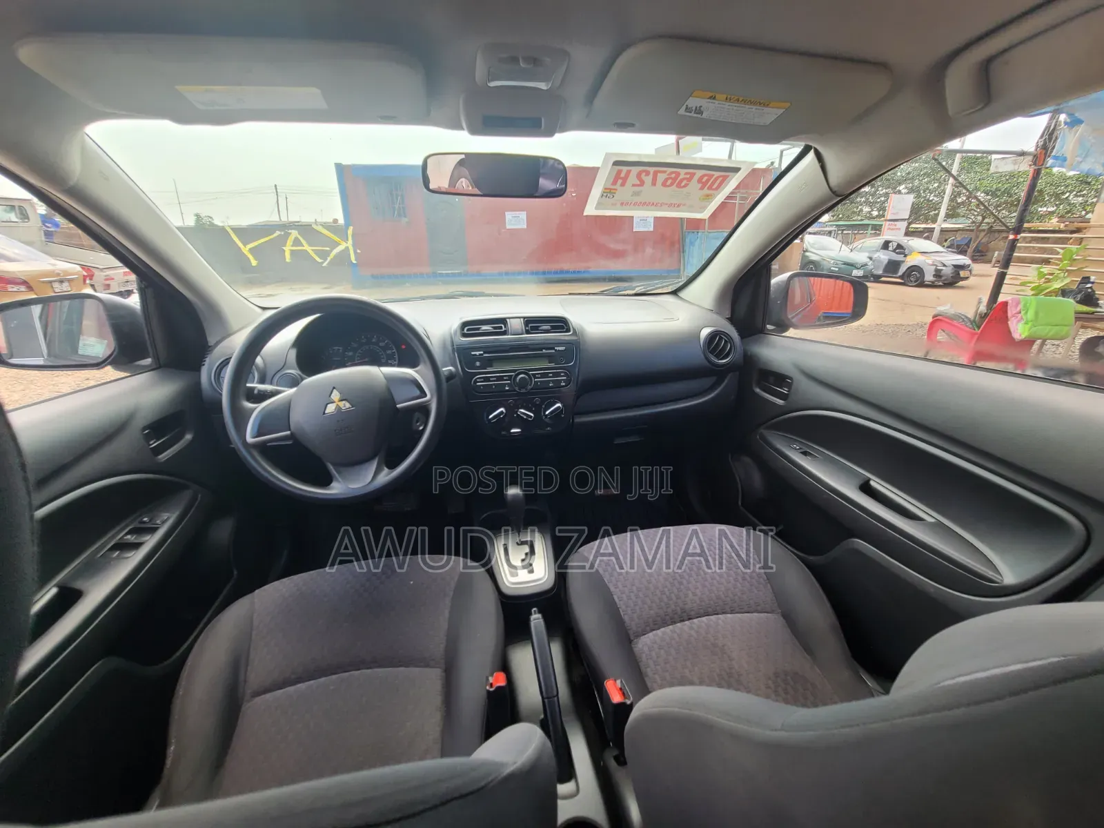 Mitsubishi Mirage ES 2017 Silver