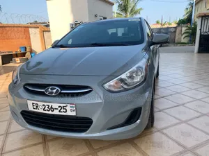 Hyundai Accent GLS 4dr Sedan (1.6L 4cyl 6A) 2014 Gray