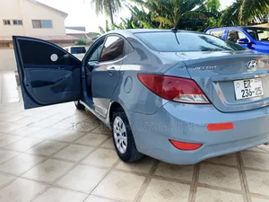 Hyundai Accent GLS 4dr Sedan (1.6L 4cyl 6A) 2014 Gray