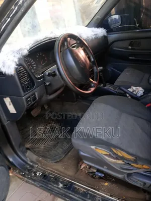 Nissan Pathfinder 1996 Black