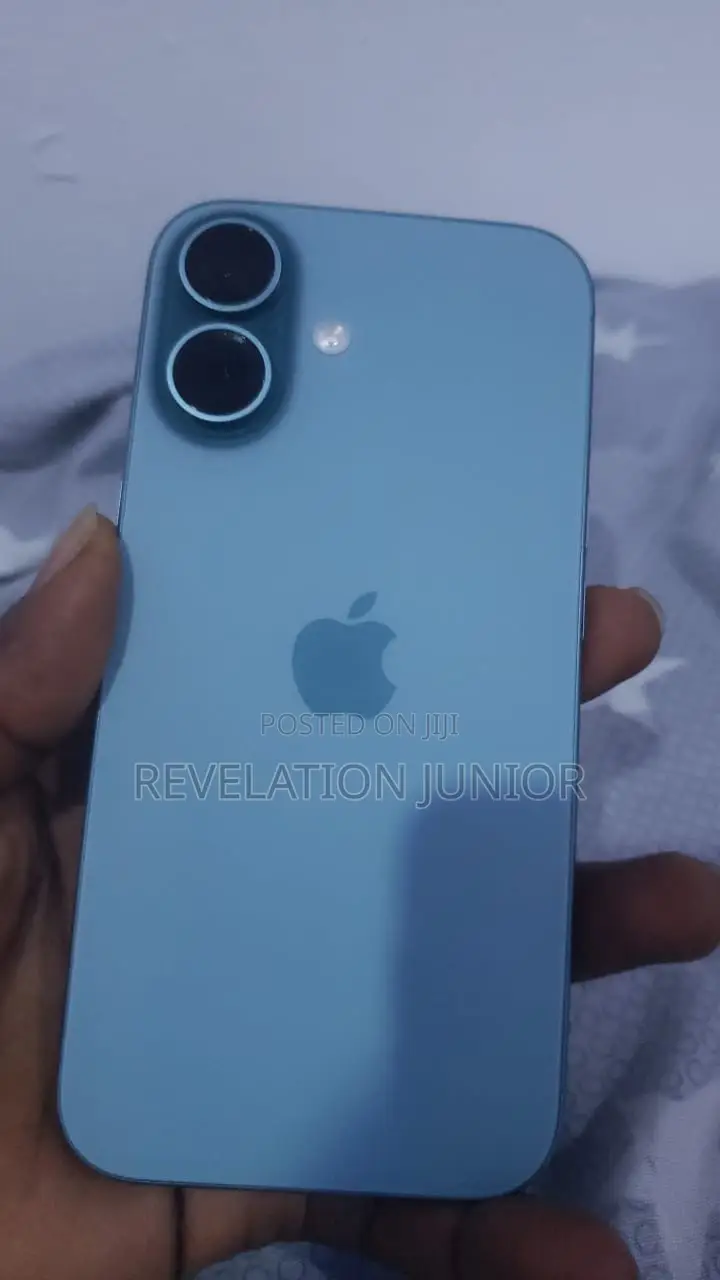 New Apple iPhone 16 128 GB Blue