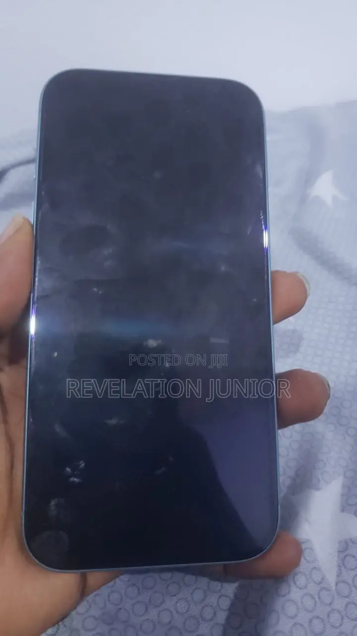 New Apple iPhone 16 128 GB Blue