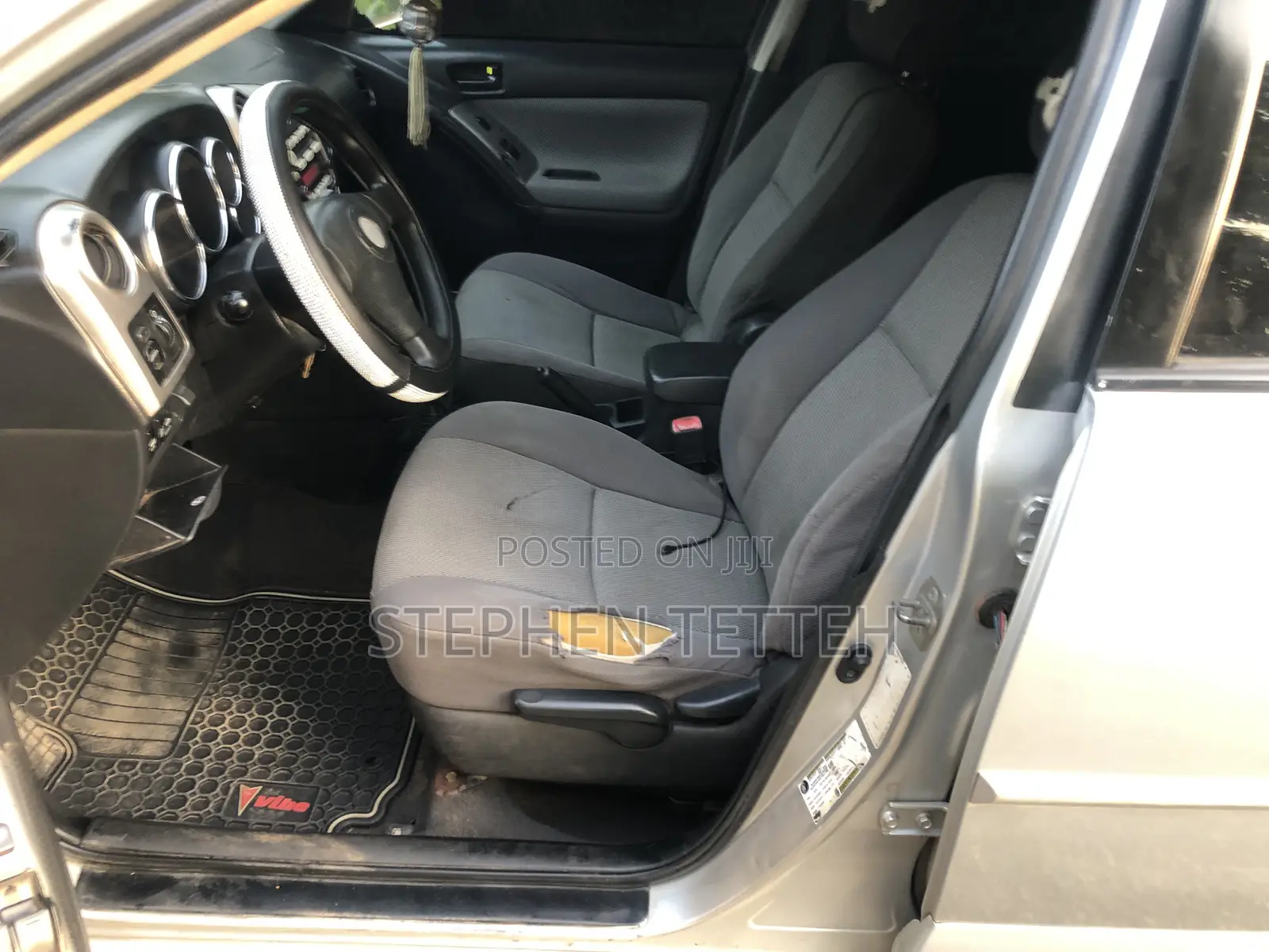 Pontiac Vibe 2008 Silver